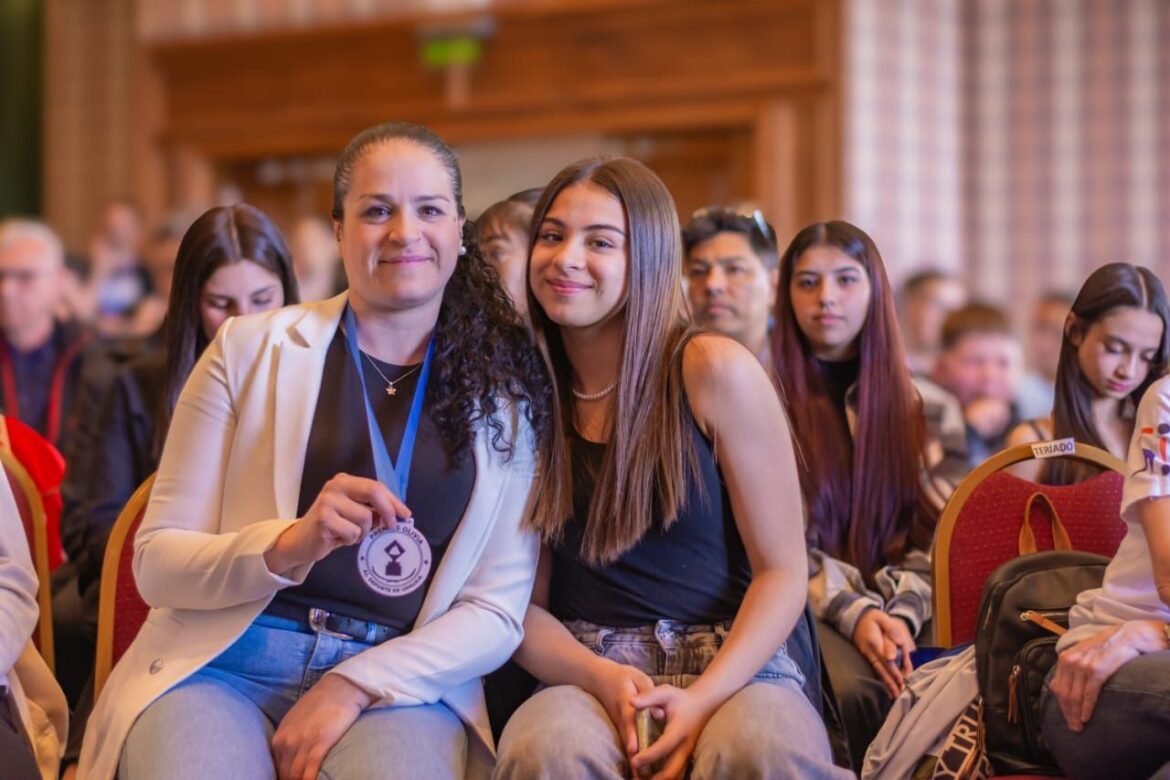 Renata Godoy se quedó con el Olivia De Oro y Juan Eleicegui con el de platino