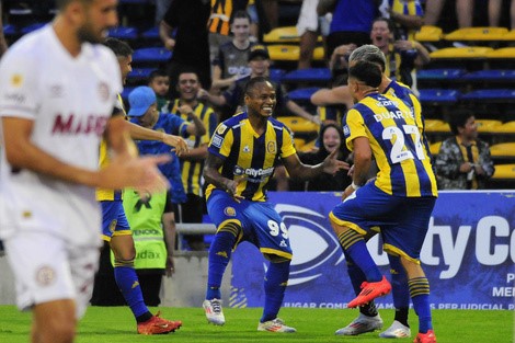 Rosario Central Vence a Lanús y Suma su Segundo Triunfo Consecutivo