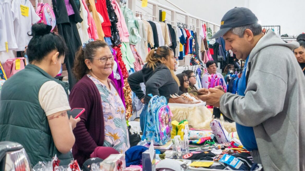Se Llevó A Cabo En Río Grande La Primera Edición Del Año De “Feriantes Del Fin Del Mundo”