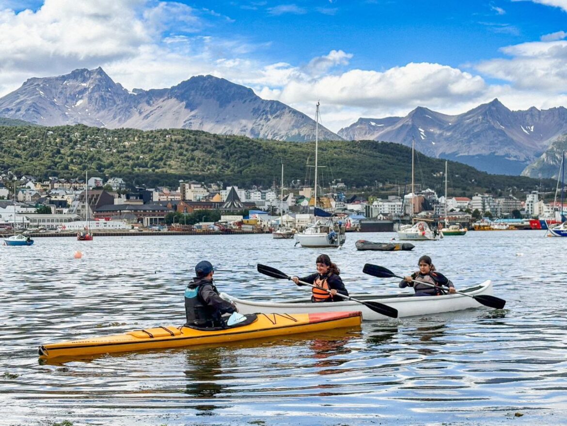 Comenzaron Los Talleres De Kayak Para Participantes De “Activá El Verano”