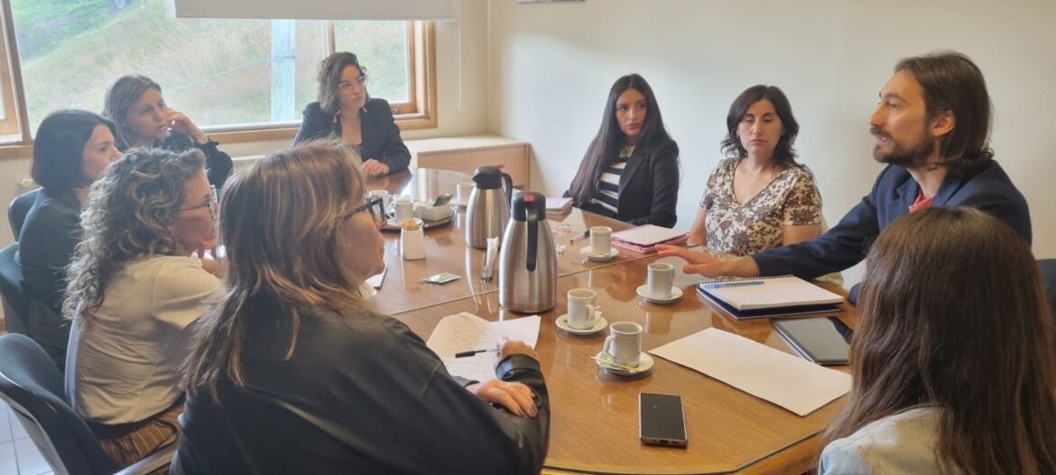 Fiscalía de Género y OFEIV articulan acciones para abordar la violencia de género e intrafamiliar   