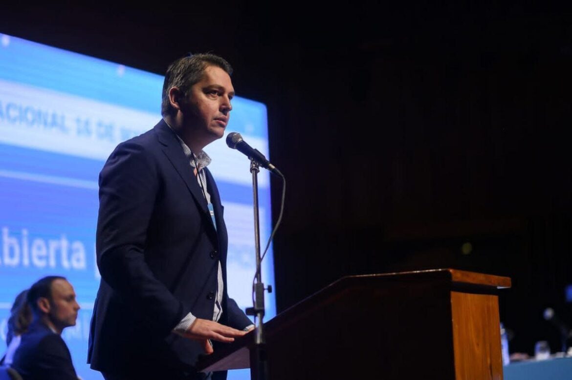 Perez señaló que la quita de aranceles es una medida electoral