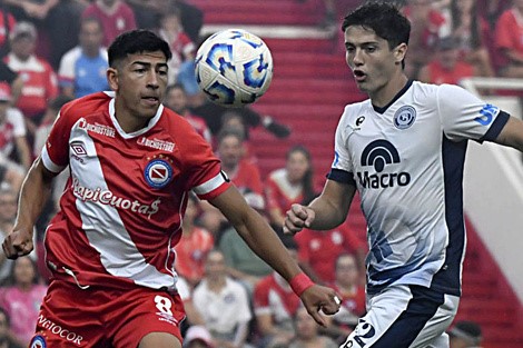 Argentinos Juniors y los de Independiente Rivadavia empataron sin goles en un partido de escaso brillo