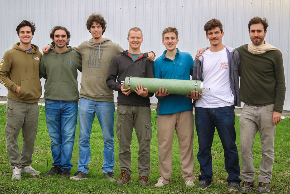 Julián del Valle Calvo: El estudiante fueguino que lidera un equipo argentino en la competencia mundial de cohetería IREC