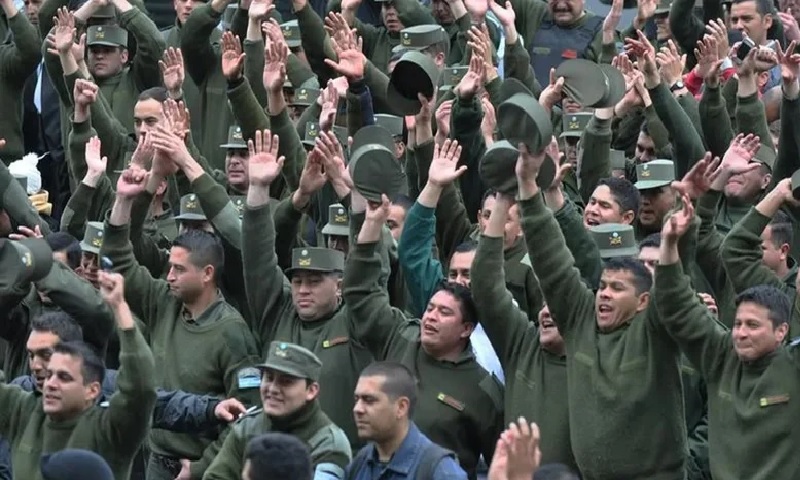 Gendarmes Exigen Salarios Justos y Mejores Condiciones Laborales