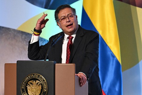 Gustavo Petro se burla de Javier Milei tras polémica con criptomoneda $LIBRA