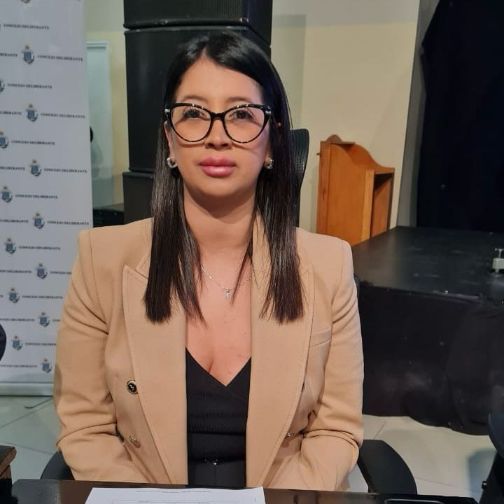 “Como cuerpo legislativo acompañaremos con la creación de diferentes herramientas para seguir dando respuesta a los vecinos”, dijo Florencia Vargas