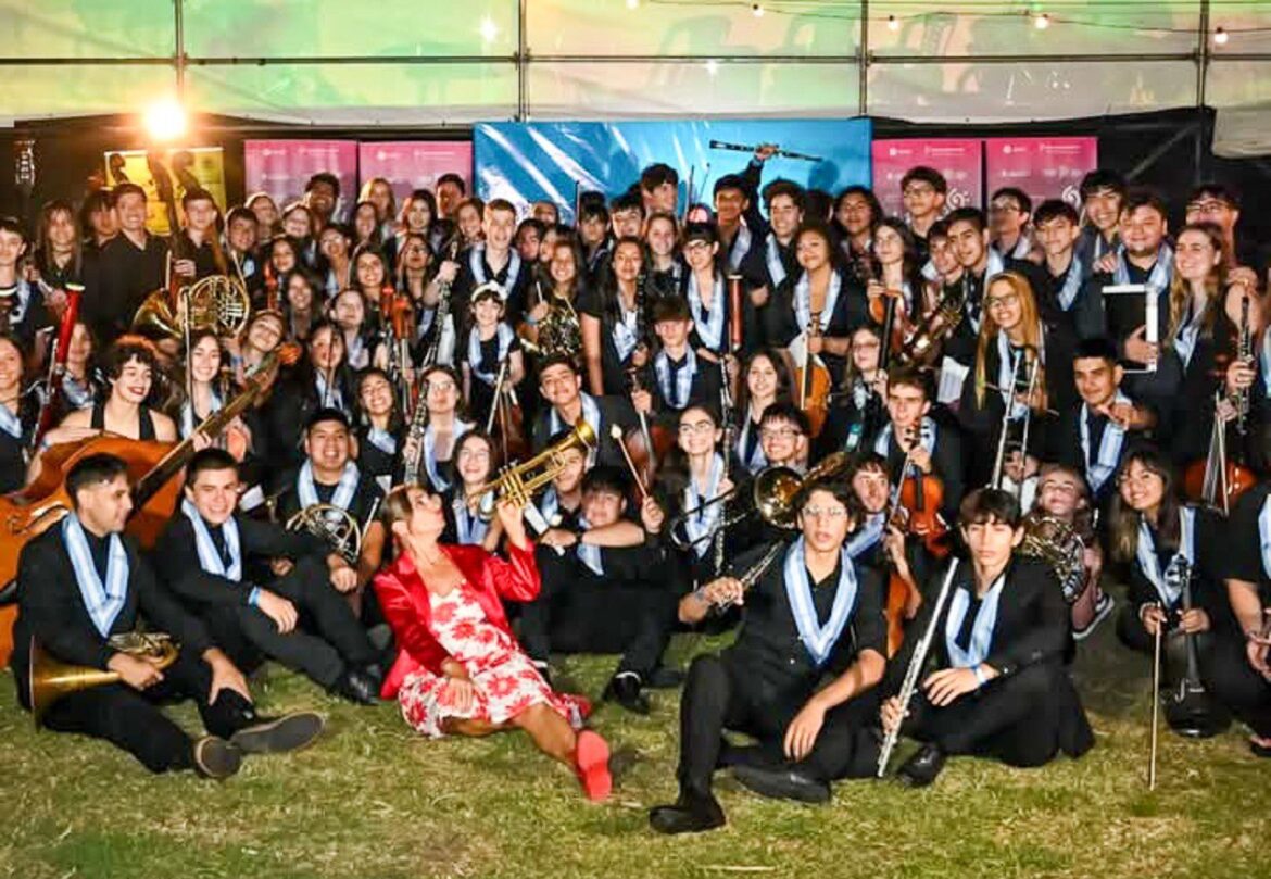 RIOGRANDENSES PARTICIPARON DE LA FIESTA FEDERAL DE LAS ORQUESTAS INFANTILES Y JUVENILES