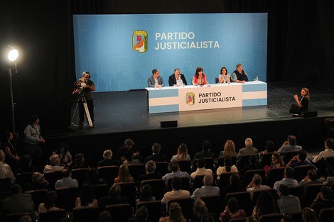 Cristina Kirchner lidera la primera reunión del PJ en un año electoral clave: tensiones internas y estrategias en juego