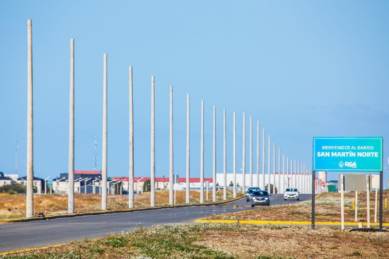 El Municipio Avanza Con El Alumbrado De La Avenida San Martín Norte