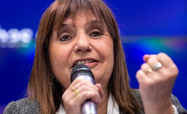Polémica por la nueva «Ley Antibarras» que impulsa Bullrich tras la represión en el Congreso
