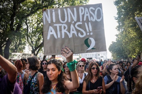 Miles de mujeres se movilizaron en el Día Internacional de la Mujer en una marcha histórica por la igualdad y la justicia
