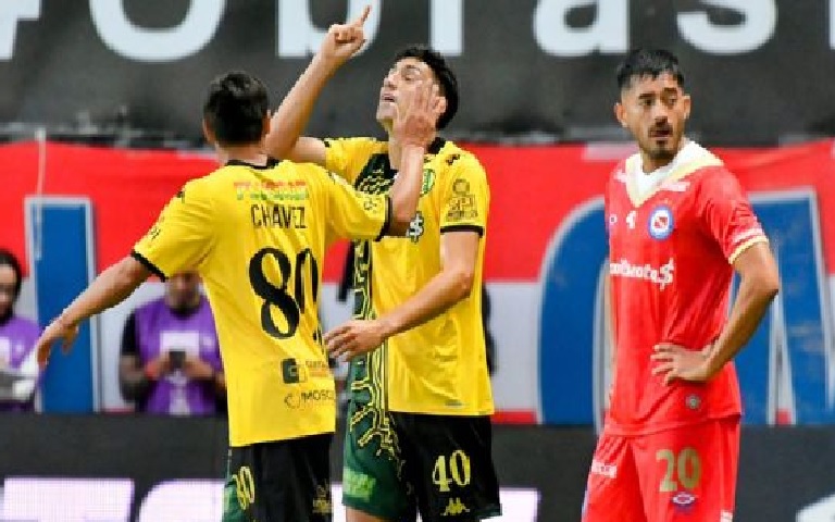 Argentinos Juniors perdió su invicto ante Aldosivi en un partido clave del Torneo Apertura 2025