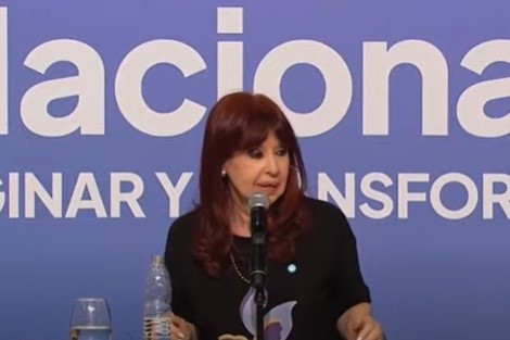 Cristina Fernández de Kirchner denuncia «descomposición institucional» y llama a construir una «nueva estatalidad»