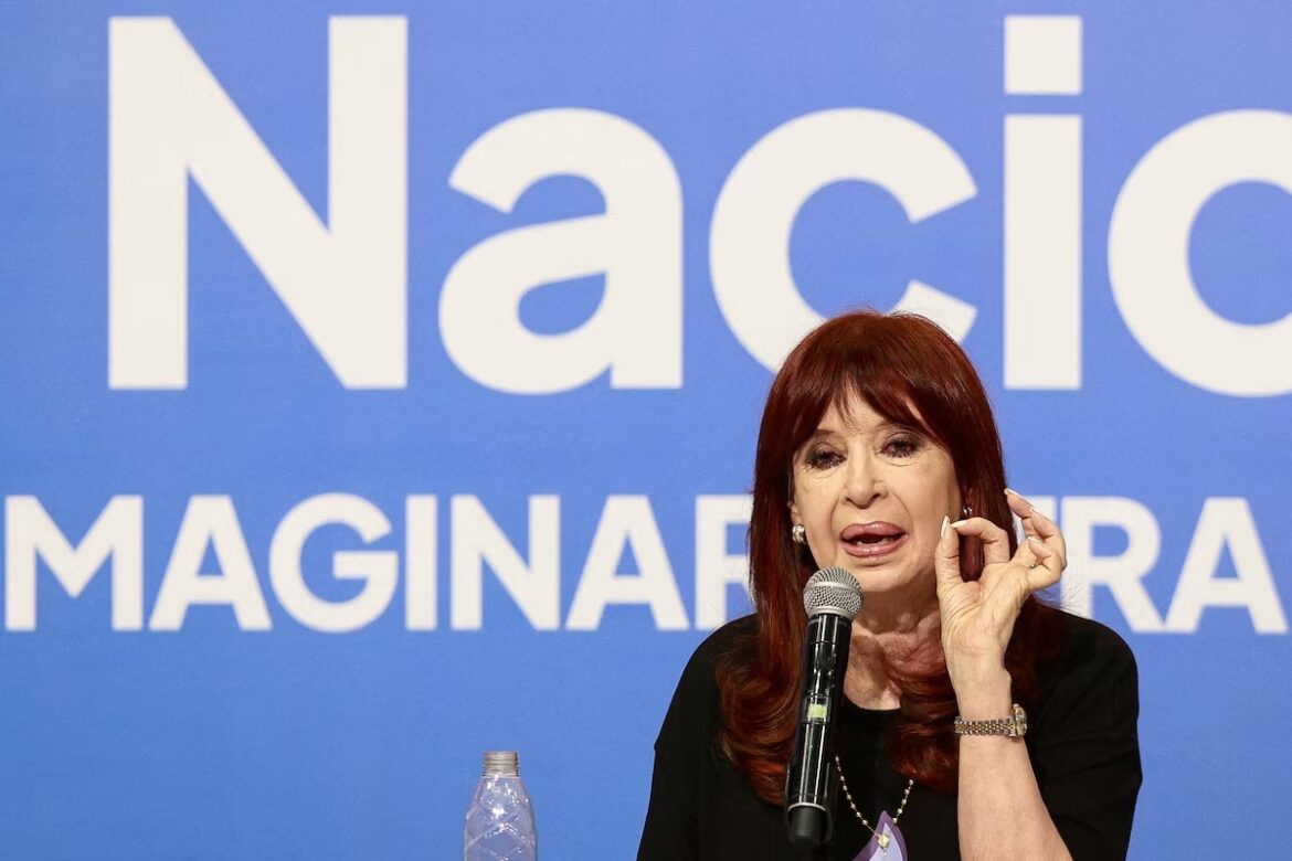 CRISTINA KIRCHNER ARREMETE CONTRA EL GOBIERNO: «EL ACUERDO CON EL FMI ES MÁS DE LO MISMO»
