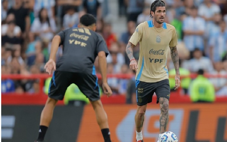 Scaloni Define el Once ante Brasil: ¿Paredes o Simeone para Acompañar a De Paul?