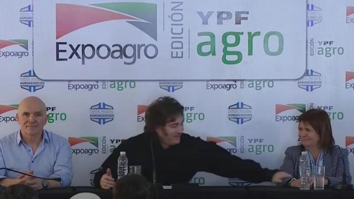 Milei respalda a Bullrich en medio de la crisis por la represión en el Congreso