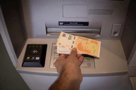 Brecha Salarial en 2025: Sector Informal Sube 8,6% Mientras los Empleados Públicos Quedan Rezagados