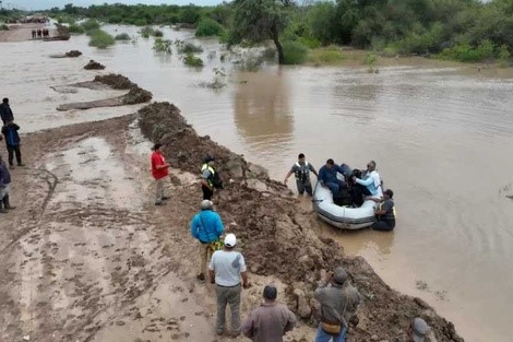 Emergencia en Salta: Megaoperativo para asistir a comunidades afectadas por la crecida del Río Pilcomayo