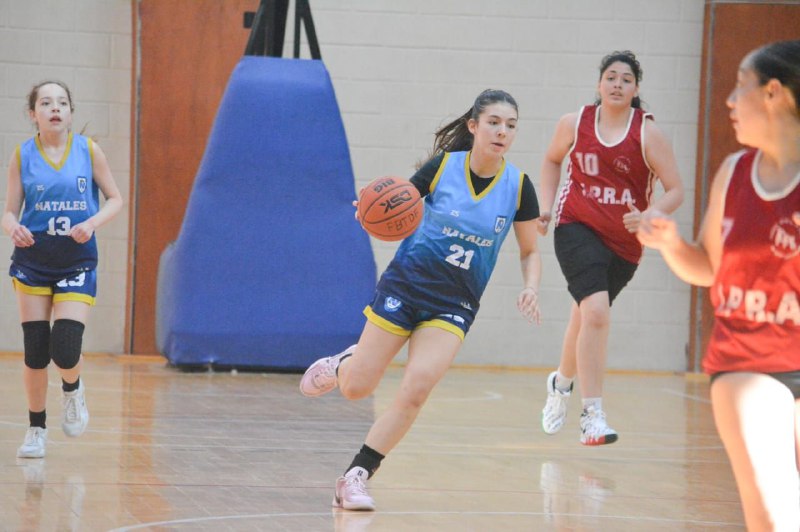 La Selección U-17 De Tierra Del Fuego Fue Campeona En El Torneo «Dos Naciones» De Básquet Femenino