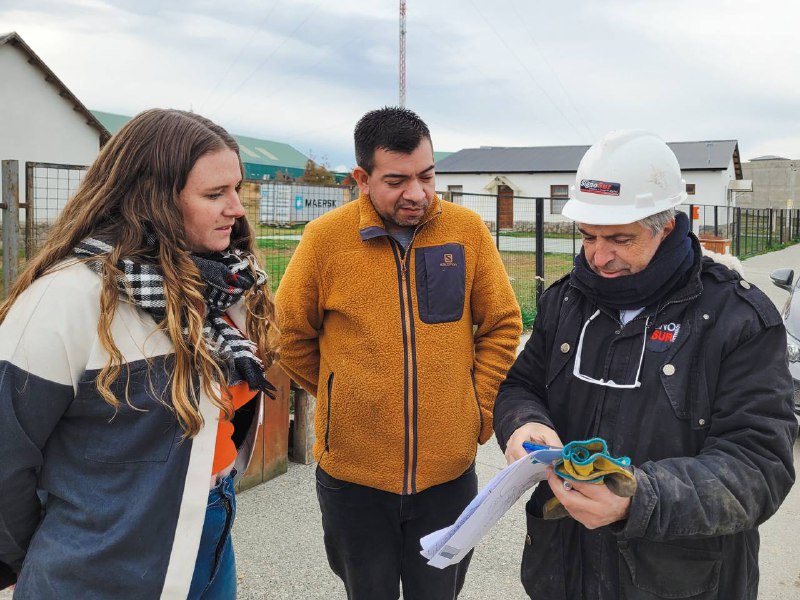 Tolhuin mejora la experiencia turística con nueva señalética orientativa
