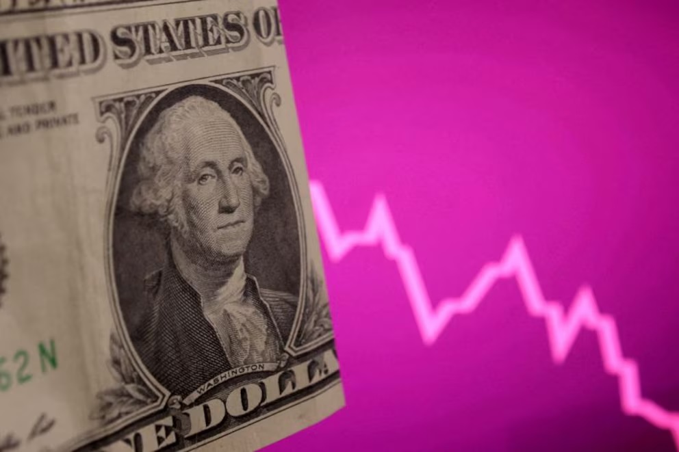 El dólar desploma su cotización en todos los mercados: el peso argentino se fortalece tras la flexibilización cambiaria