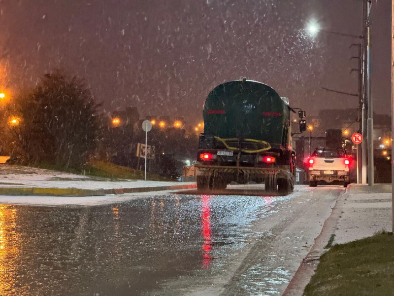 Comenzó El Operativo Invierno Con Despeje De Nieve Y Mantenimiento De Calles