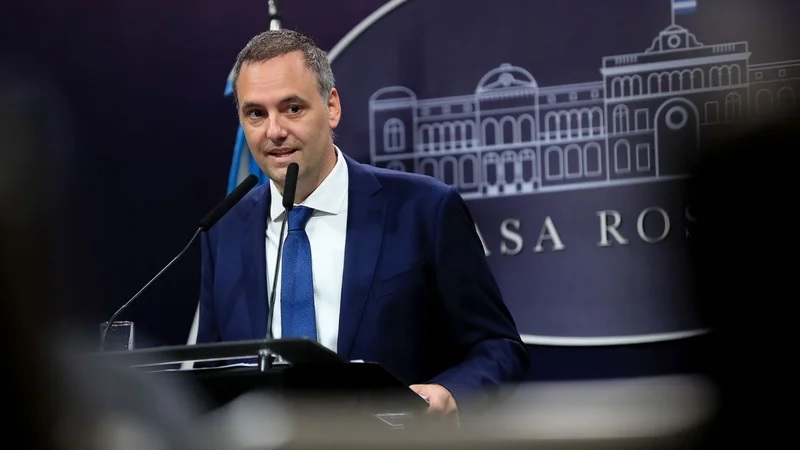 Impacto en TDF: Gobierno de Milei elimina impuestos a celulares importados y anuncia rebajas en electrónicos para abaratar costos