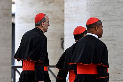 El Vaticano endurece medidas de aislamiento total para el cónclave que elegirá al sucesor de Francisco