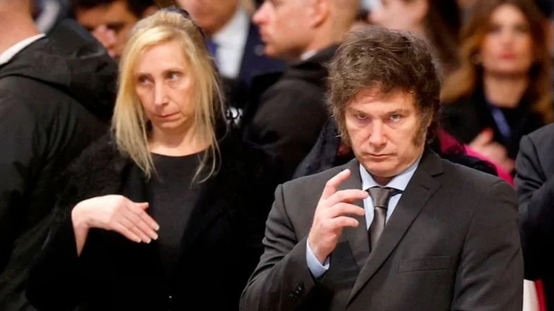 Denuncian a Karina Milei por desvío de fondos: Un exdirigente libertario reveló el pago de USD 11.500 «en mano» que nunca fue rendido