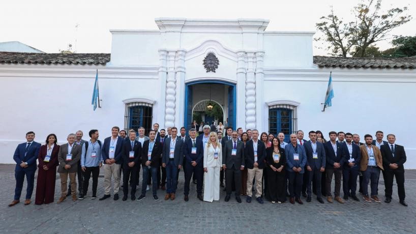 Intendentes de Todo el País Crean el COFEIN: Un Espacio de Unión y Propuestas para Enfrentar la Crisis