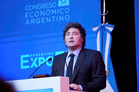 «Milei arremete contra la élite en Expo EFI: ¿Adhesión ideológica o interés económico?»