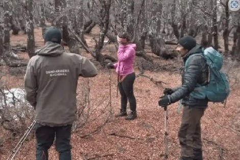 Encuentran con vida a dos docentes desaparecidas en la montaña de El Bolsón