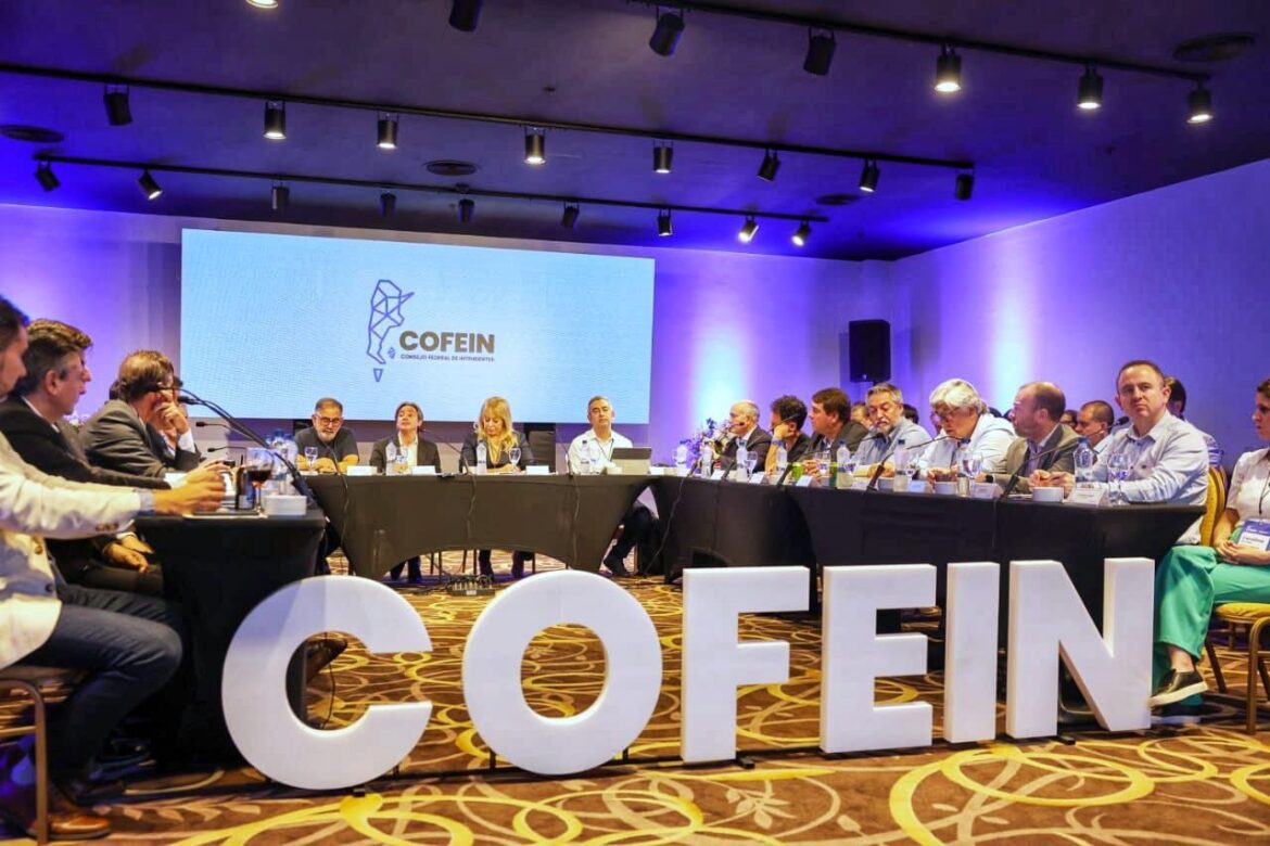 «Municipios Unidos en Defensa de la Autonomía y el Federalismo: Río Grande Presente en el Consejo Federal de Intendentes»