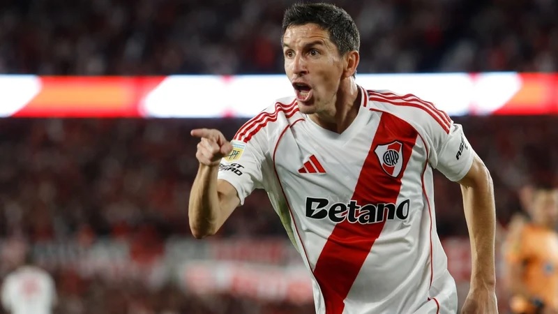 RIVER ARROLLÓ A BARRACAS CENTRAL Y AVANZÓ A CUARTOS DE FINAL