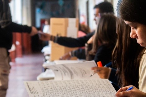 Salta en las Urnas: Elecciones Clave con Nuevas Alianzas y Viejas Rivalidades