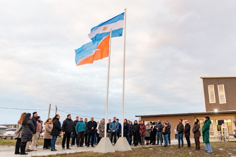 Gobierno Homenajeó A Manuel Belgrano Y La Bandera Nacional Junto A La Comunidad Fueguina
