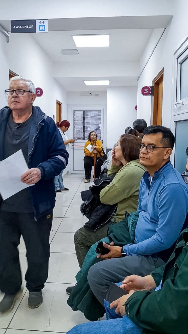 El Centro De Salud Municipal de Ushuaia Realizó Una Jornada De Vacunación Y Controles Para Adultos Mayores