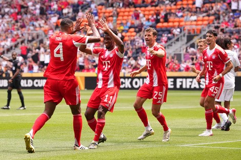 Bayern Múnich aplasta a Auckland FC en un histórico 10-0 en el Mundial de Clubes