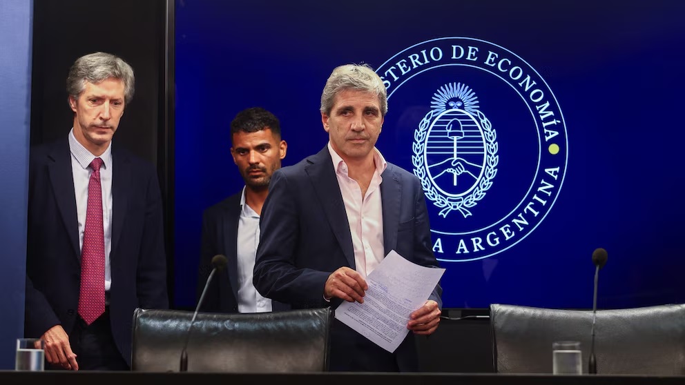 El Gobierno impulsa nueva licitación de bonos Bopreal para liberar dólares atrapados y frenar la inflación