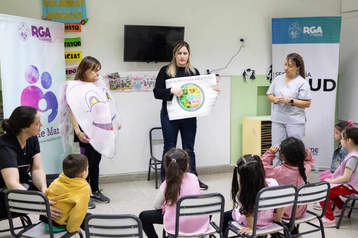 EL MUNICIPIO RECORRE JARDINES DE INFANTES PARA PROMOVER LA SALUD BUCODENTAL