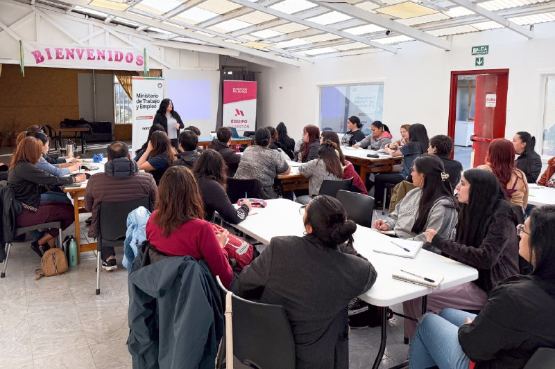 Formación Laboral: En El Primer Semestre Más De Mil Personas Participaron De Capacitaciones Presenciales Y Virtuales