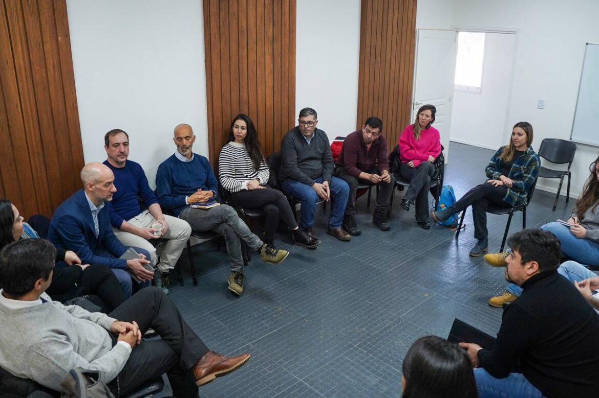 El Municipio de Tolhuin y la UNTDF apuestan al trabajo conjunto para el fortalecimiento académico local