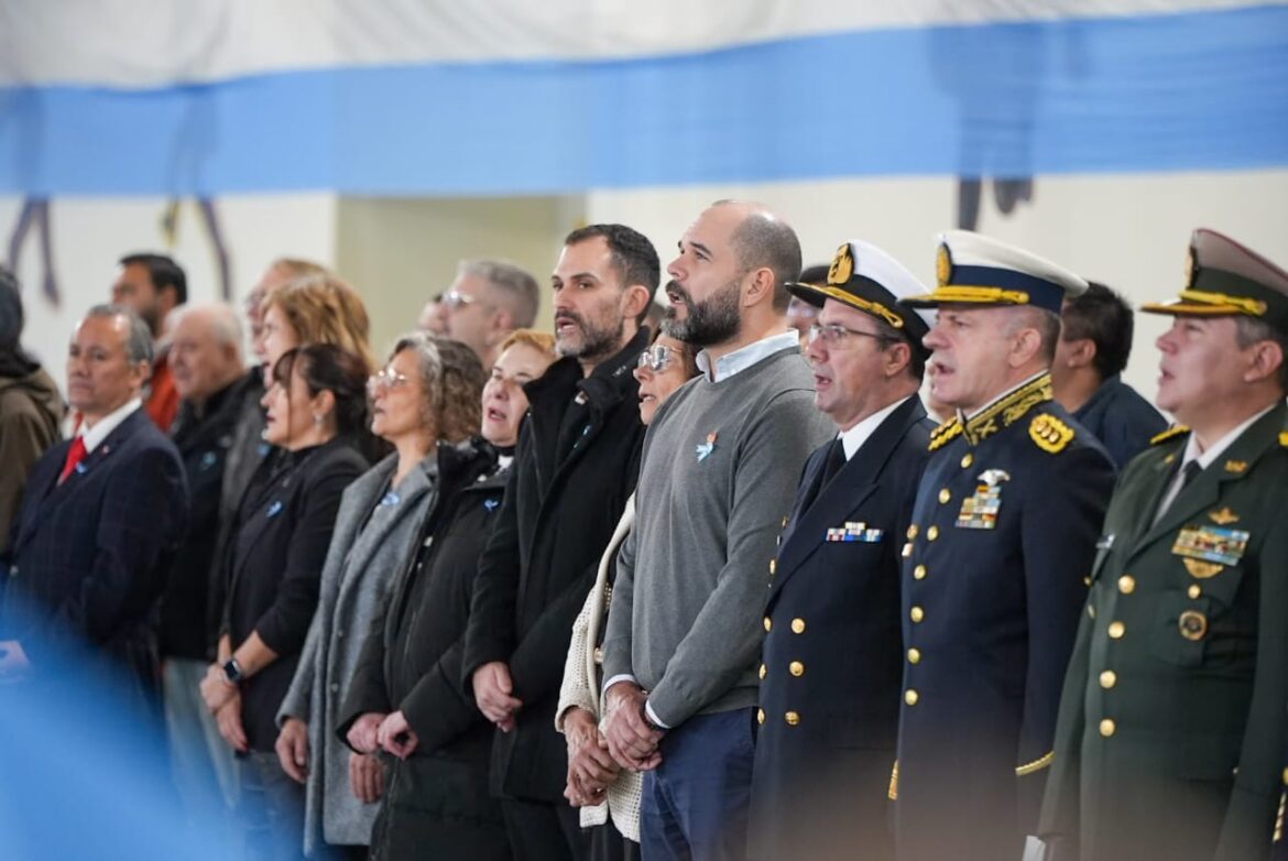 Se Llevó A Cabo En Ushuaia El Acto Central En Conmemoración Del 209º Aniversario De La Declaración De La Independencia Argentina