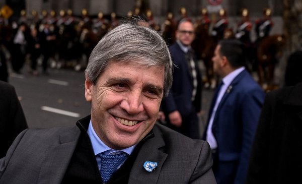 El Gobierno Elevó la Tasa al 48% pero no Contuvo el Dólar ni Renovó la Deuda