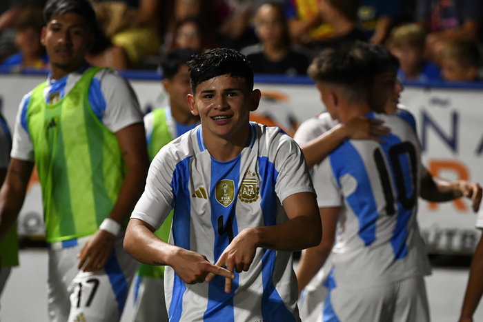 La Selección Sub 17 de Placente conquista el Torneo de L’Alcudia con autoridad