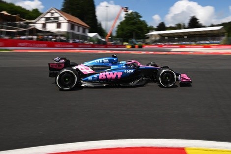 Franco Colapinto quedó al borde de la Q2 en Spa mientras Scaloni robaba miradas en el paddock