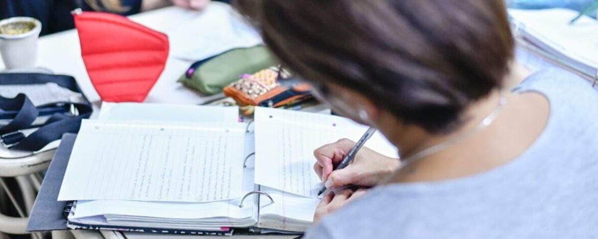 «Titularte»: Un programa provincial para finalizar estudios secundarios
