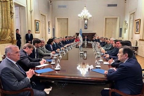 Intensa la Búsqueda de Apoyos Tras la Derrota en el Senado