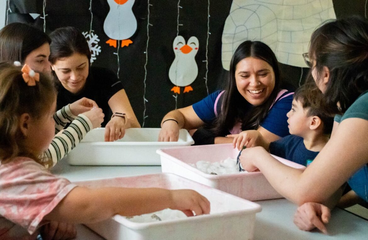 Niños, Niñas Y Adolescentes Disfrutan De Las Actividades Educativas De Invierno TDF